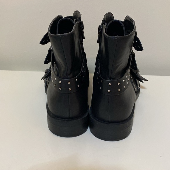Forever 21 black studded ankle boots size 9 - Picture 4 of 5